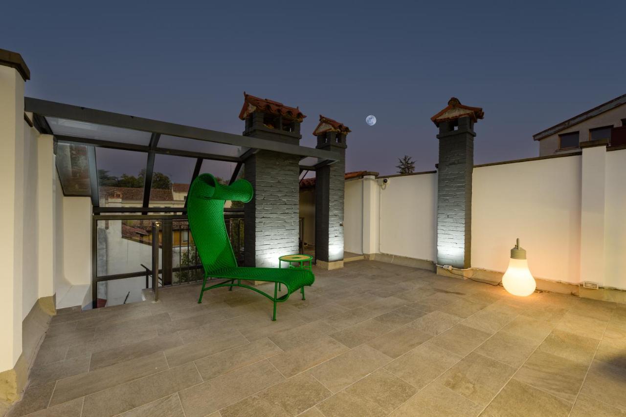 Palazzo Duomo Suites In Udine Center Exteriör bild