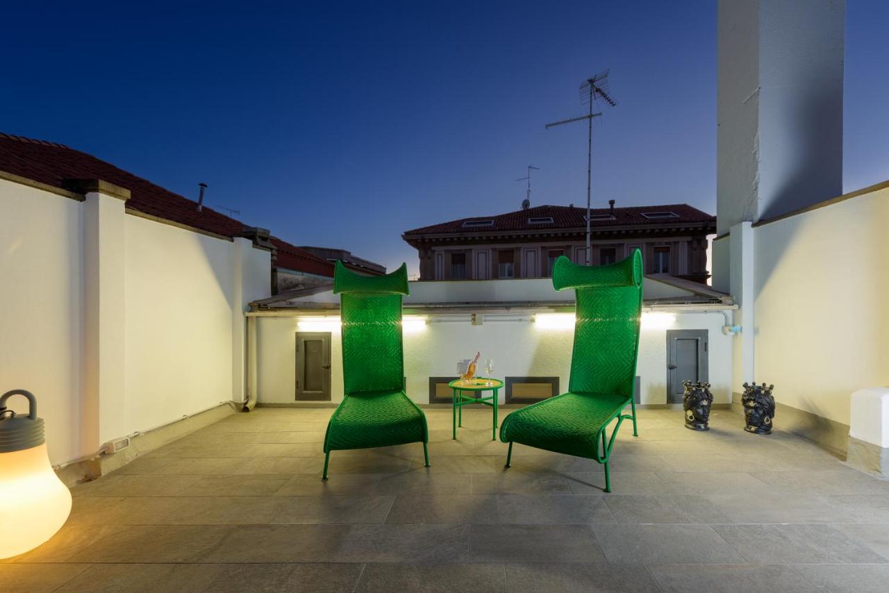 Palazzo Duomo Suites In Udine Center Exteriör bild